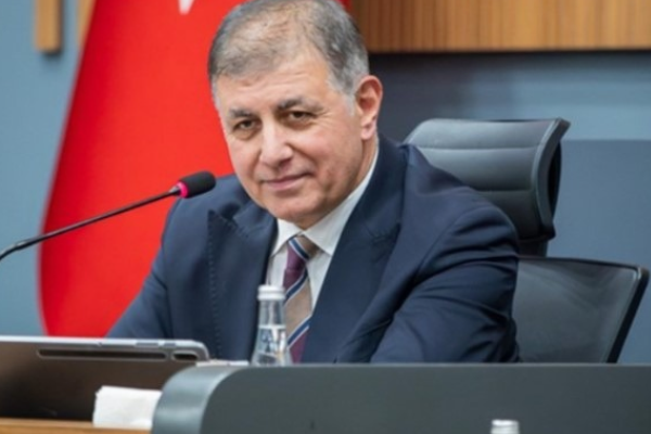 Başkan Tugay, İzmir Esnaf ve Sanatkârlar Odaları Birliğini ziyaret etti