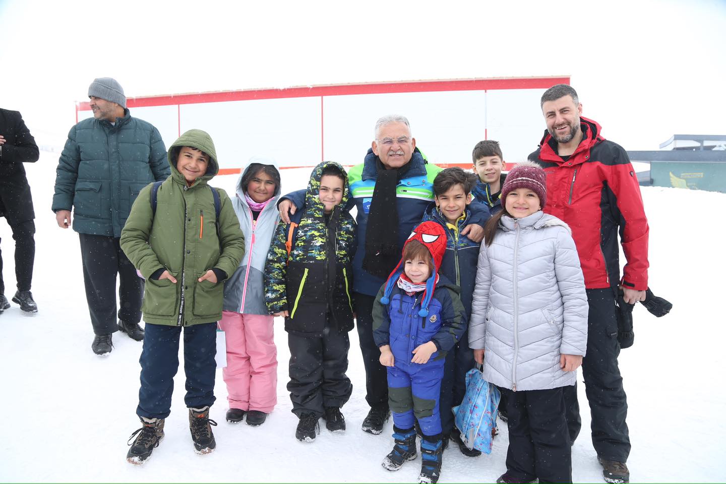 Başkan Büyükkılıç: ''Türkiye’nin en büyük kayak okulunu hayata geçirdik''