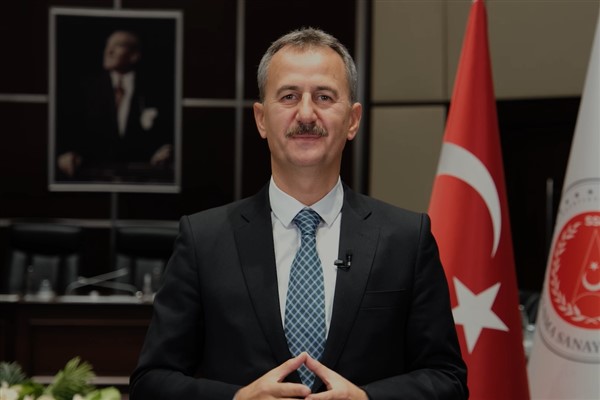 Savunma Sanayii Başkanı Görgün, Türkiye'nin Varşova Büyükelçisi Alp ile bir araya geldi
