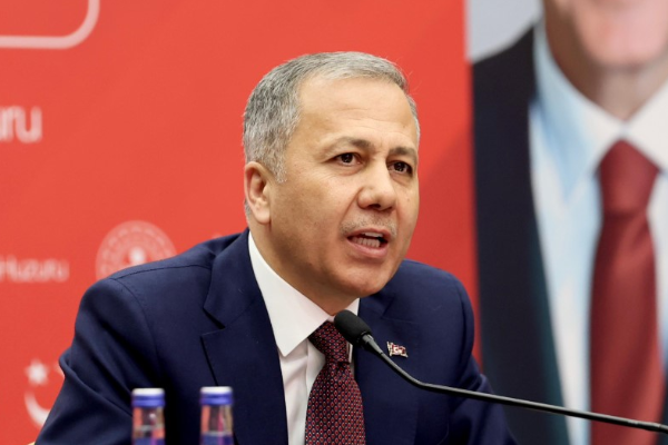 Yerlikaya: Cinayetle ilgili derhal 1 mülkiye, 1 de polis başmüfettişi görevlendirdim