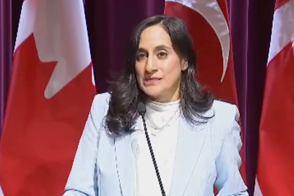 Anand: Bombardier'in Suudi Arabistan anlaşması havacılık sektörümüz için küresel başarı