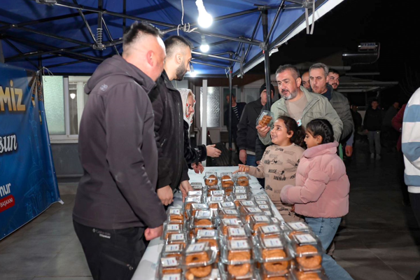 Pamukkale Belediyesi, çeşitli ikramlar gerçekleştirdi