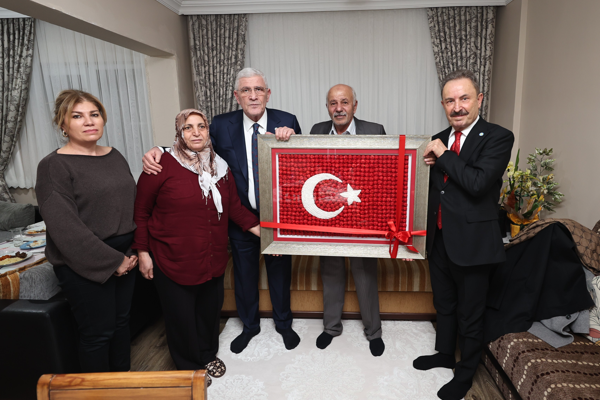 Dervişoğlu, şehit Dolapci'nin ailesiyle birlikte iftar yaptı