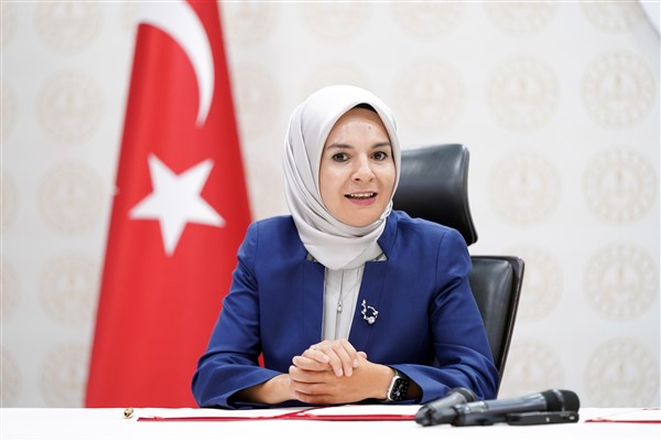 Bakan Göktaş, basın temsilcileriyle bir araya geldi