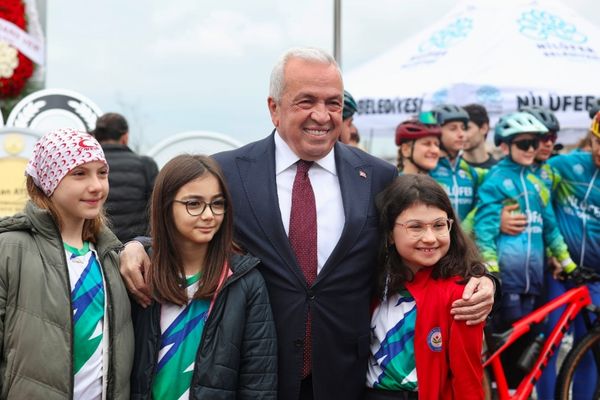 Nilüfer’de 23 Nisan törenle kutlandı