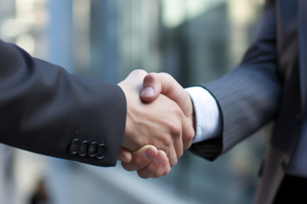 Bakan Uraloğlu'ndan Bakan Gürlek'e hayrılı olsun ziyareti