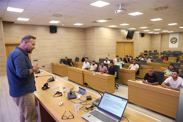 Diyarbakır’da şoförlere güvenli sürüş eğitimi 