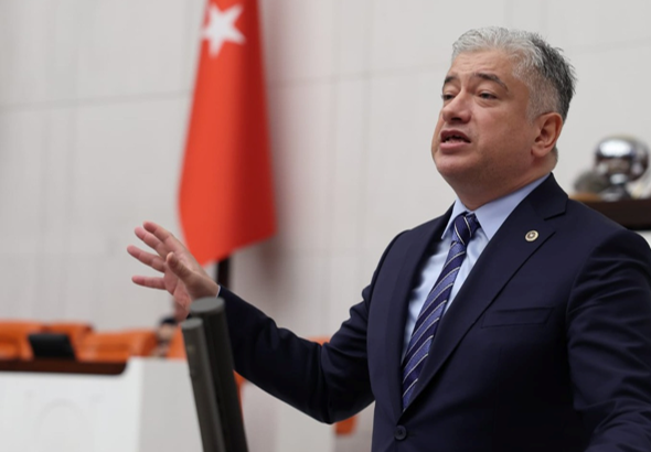 Kısacık: Ülkenin çözüm bekleyen birçok sorunu ve temel problemi var