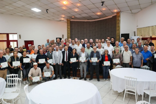 Buca’da sertifikalı zeytin budama eğitimi tamamlandı