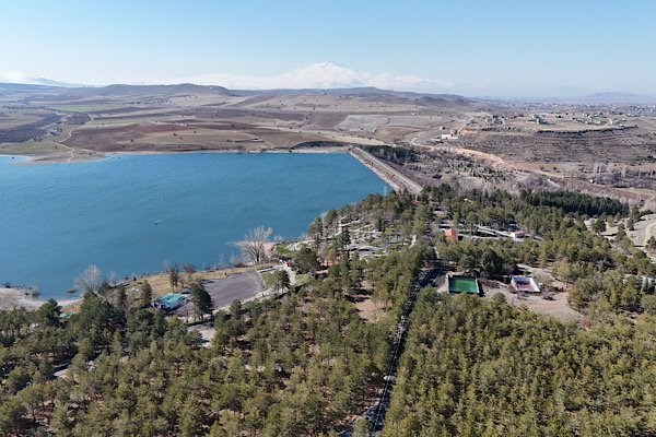 Kayseri’de Sarımsaklı Barajı Mesire Alanı 29 milyon TL’lik yatırımla yenilendi