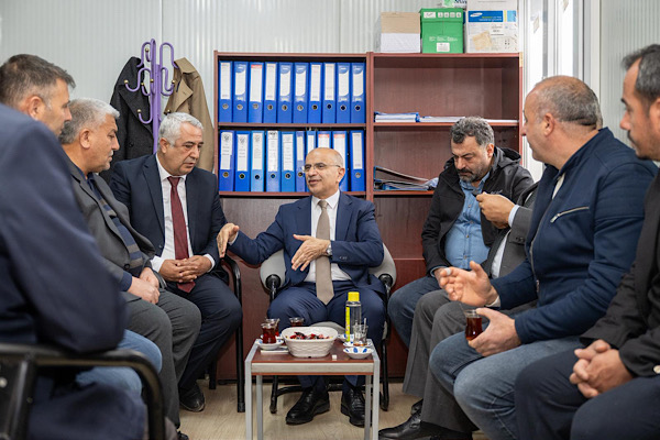 Başkan Er, esnaf odalarını ziyaret etti