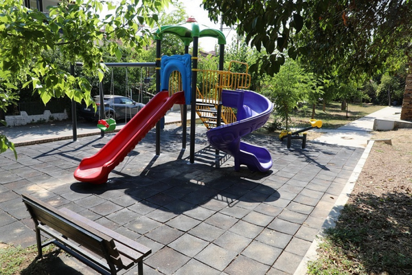 Menderes'te sahil parkları yenilendi