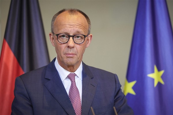 Merz: İran'daki savaş enerji fiyatlarını yükseltiyor