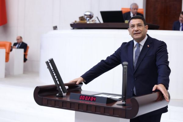 Şahin: Memur ve emekli enflasyon karşısında korunmuyor