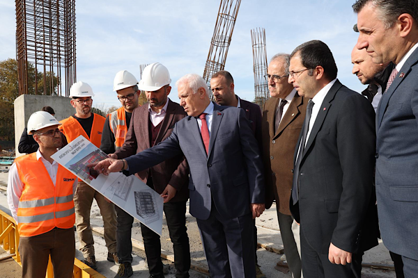 Bursa’da Atatürk Spor Salonu yeniden inşa ediliyor