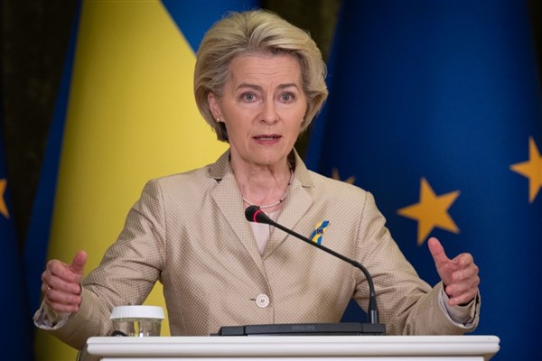 AB Komisyonu Başkanı Leyen, İtalya Başbakanı Meloni ile bir araya geldi