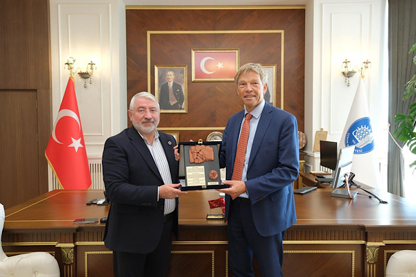 Hollanda'nın Ankara Büyükelçisi Wijnands, Başkan Aşgın’ı ziyaret etti