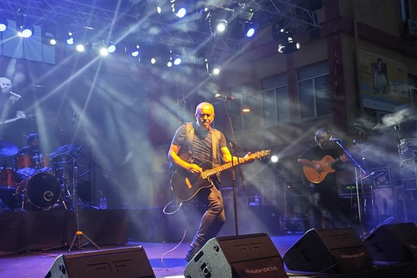 Haluk Levent'ten Afyonkarahisar'da ''23 Nisan konseri''