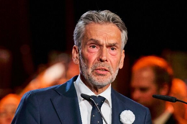  Schoof, Hindistan’da AI Zirvesi’ne katıldı