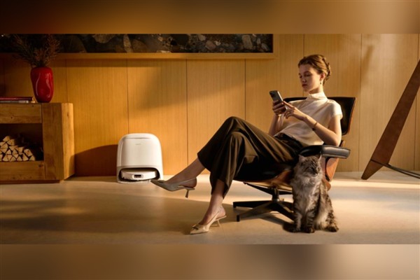 Roborock Qrevo CurvX: Evin estetiğini yeniden tanımlayan akıllı tasarım