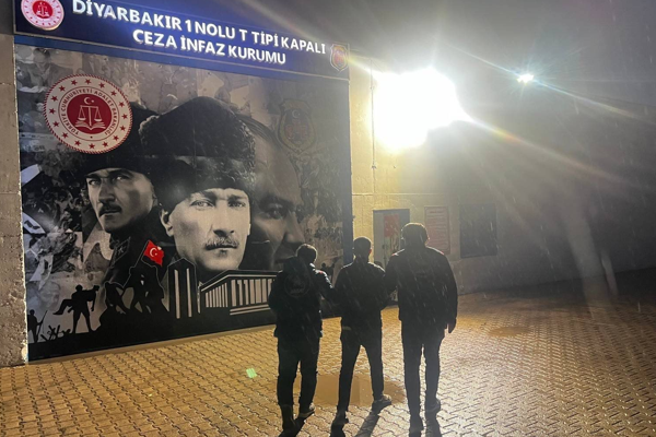 Diyarbakır'da aranan 89 şahıs yakalandı