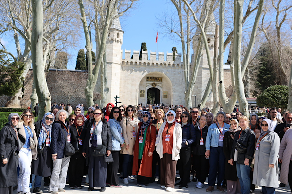 Küçükçekmece’de ücretsiz kültür gezileri sürüyor