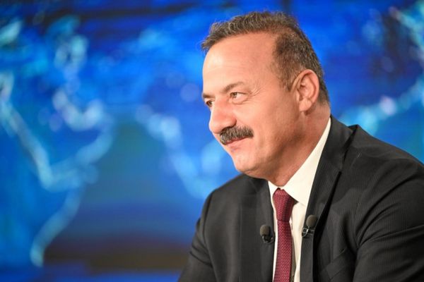 Ağıralioğlu: Asıl marifet, milletin ödediği faizi azaltabilmektir