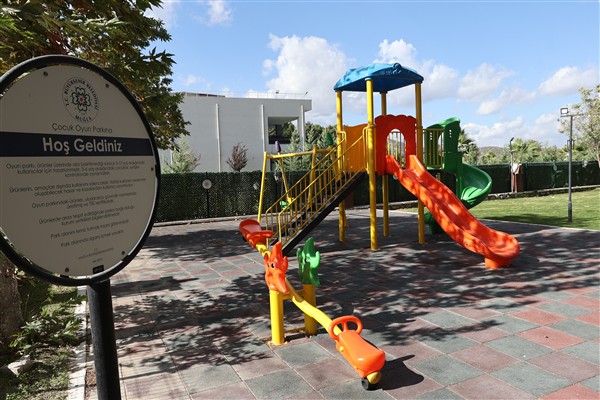 Muğla Büyükşehir Belediyesi'nden oyun grubu desteği