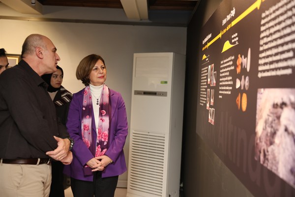 “Toprak Altındaki Eski Şehir: Şarhöyük Dorylaion Kazısı” adlı fotoğraf sergisi açıldı