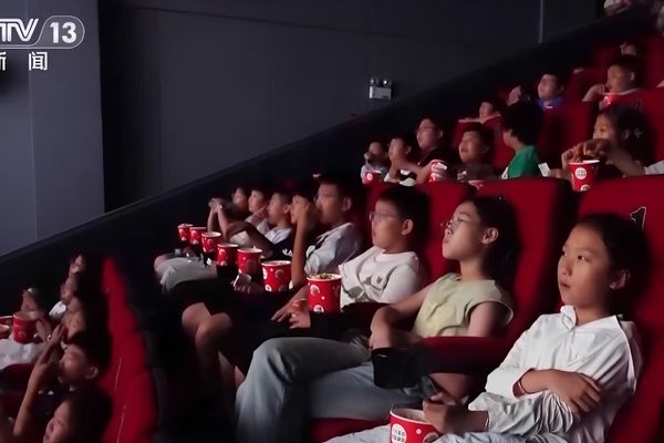 Yılın ilk 7 ayında Çin’in film gişe hasılatı, 23 milyar 100 milyon yuanı aştı