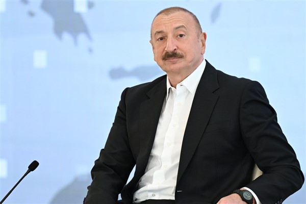 İlham Aliyev ve Şevket Mirziyoyev Bakü’de bir araya geldi