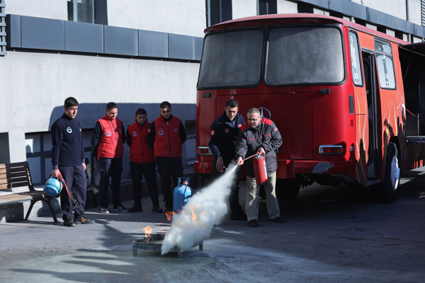 Büyükşehir'den din görevlilerine afet farkındalık ve yangın eğitimi