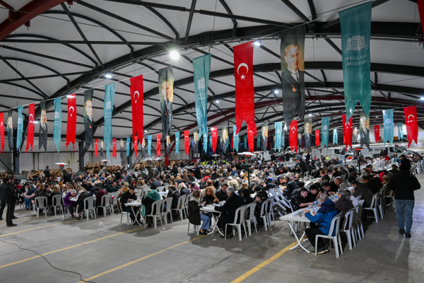 Beşiktaş’ta mahalle iftarları başladı