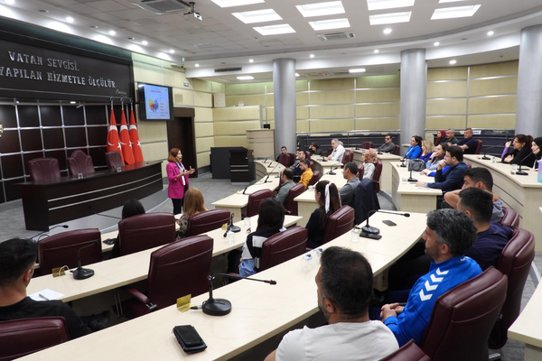 Kepez Belediyesi'nden personele etkili iletişim eğitimi verildi