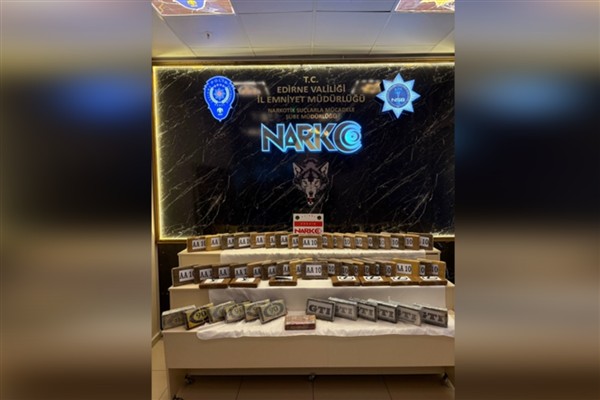 Edirne'de 210 milyon TL'lik kokain ele geçirildi