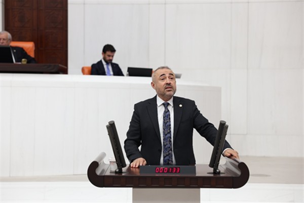 Karatutlu: Dulkadiroğlu tozla boğuşurken şimdi çamur bataklığına dönüştü