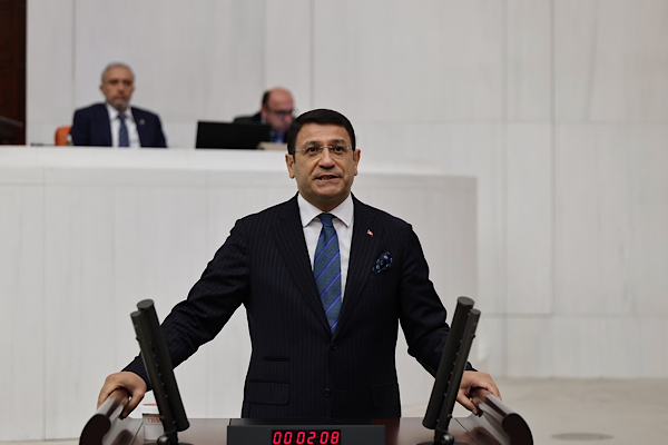 DEVA Partili Şahin’den yeni eğitim öğretim yılı mesajı